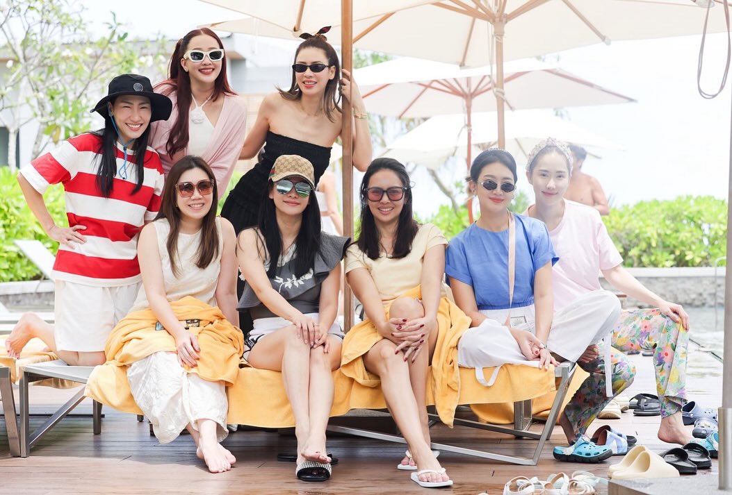 เอ๋ - พรทิพย์ สกิดใจ