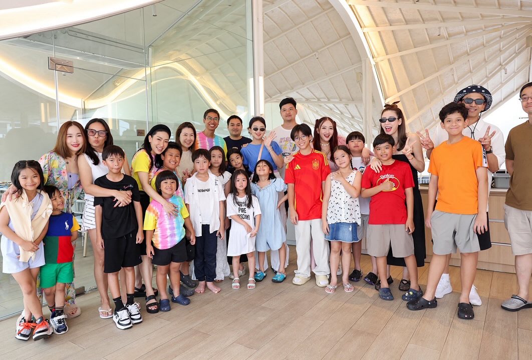 เอ๋ - พรทิพย์ สกิดใจ