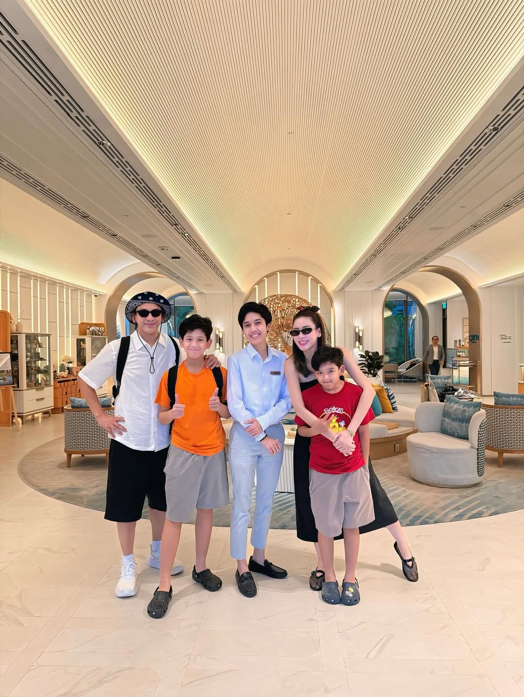 เอ๋ - พรทิพย์ สกิดใจ