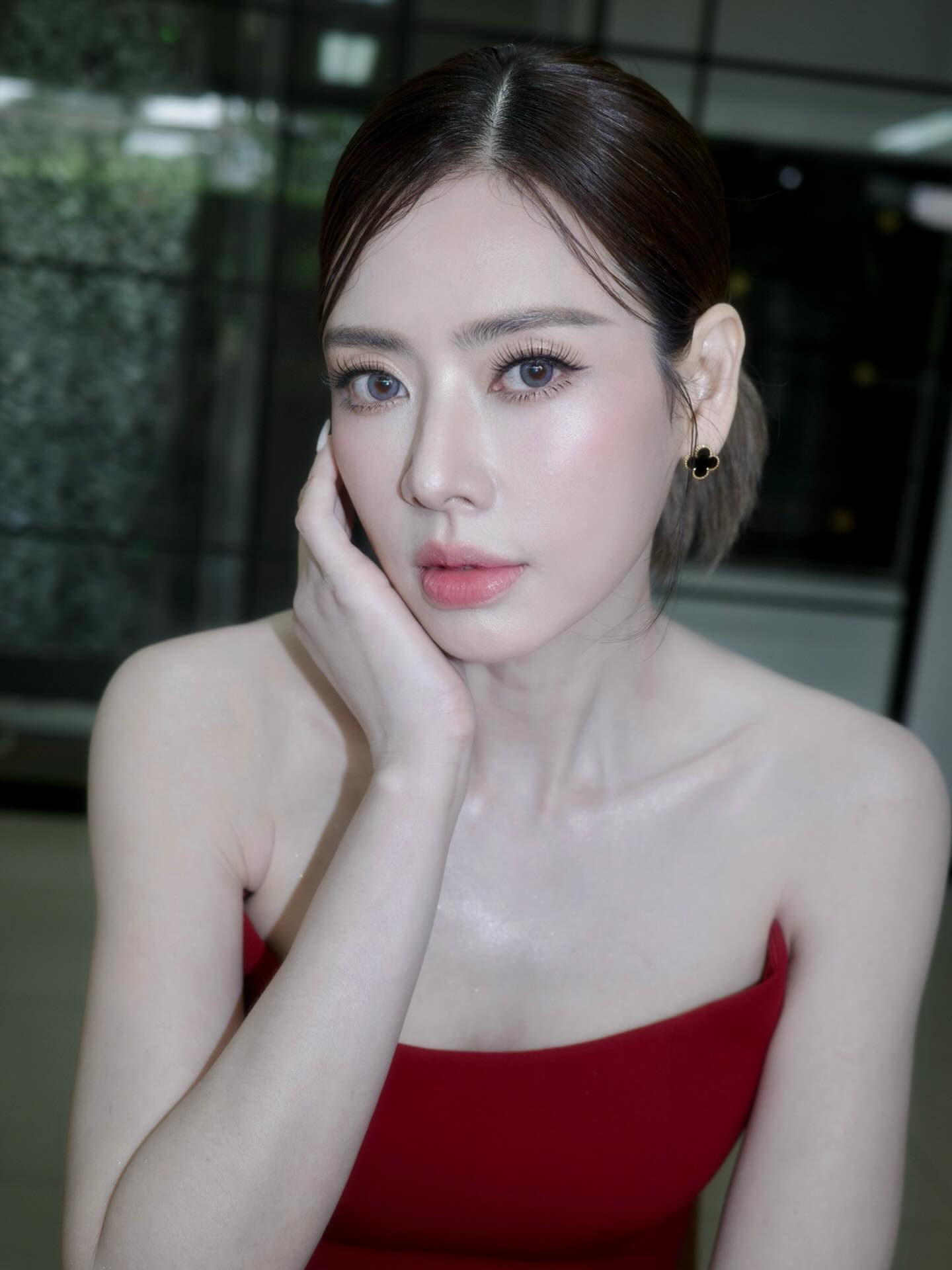 เอ๋ - พรทิพย์ สกิดใจ