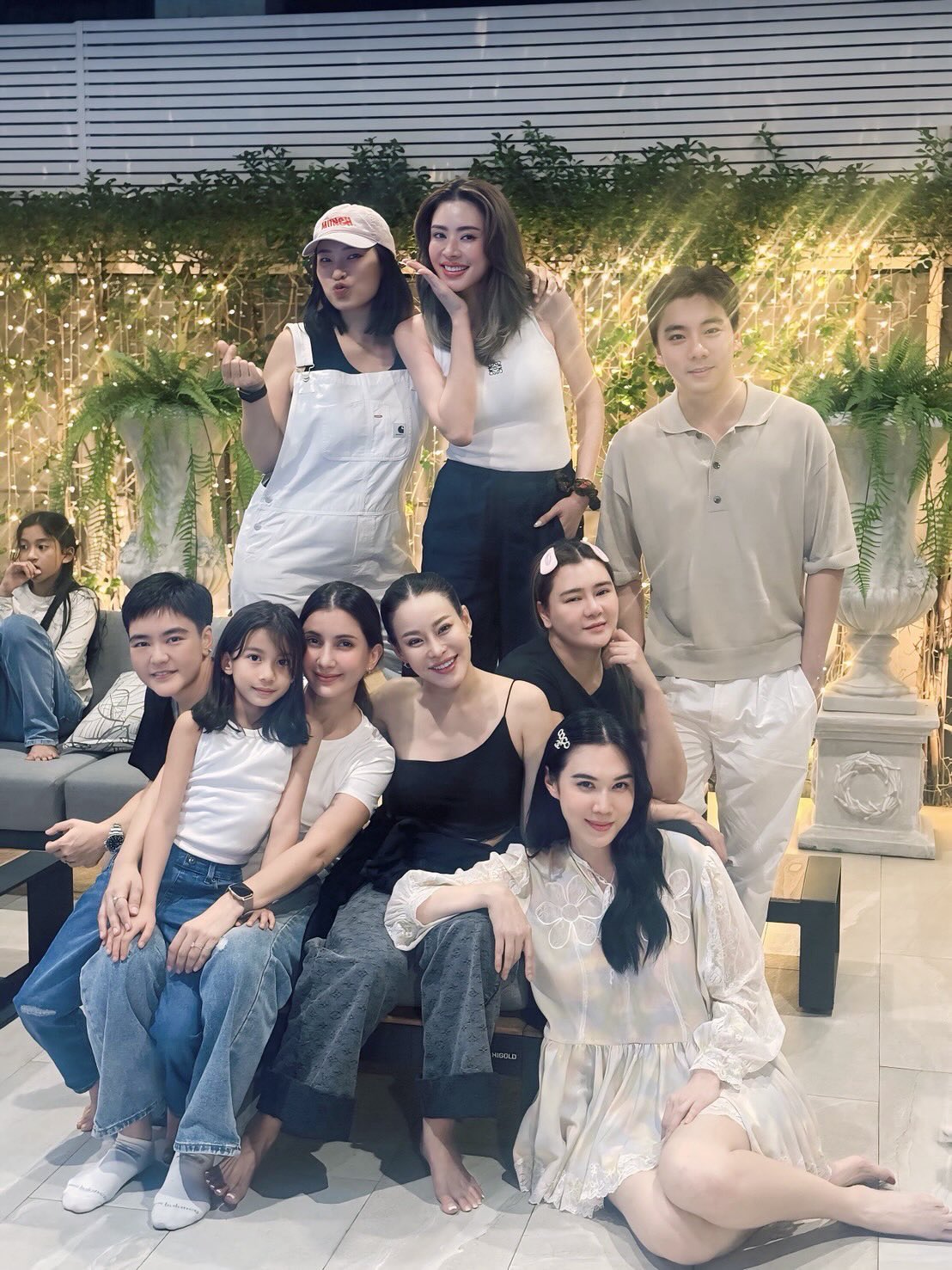 เอ๋ - พรทิพย์ สกิดใจ