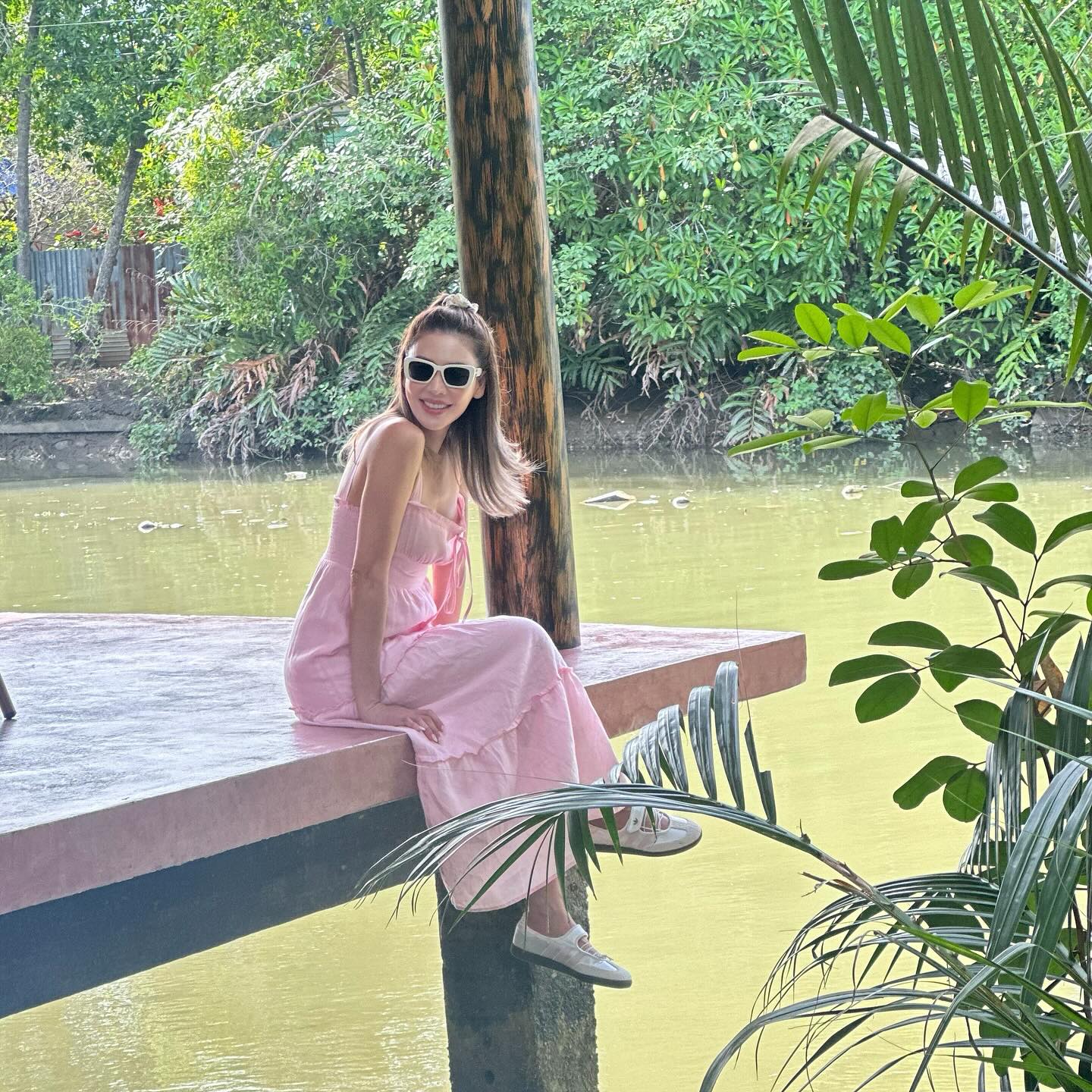 เอ๋ - พรทิพย์ สกิดใจ