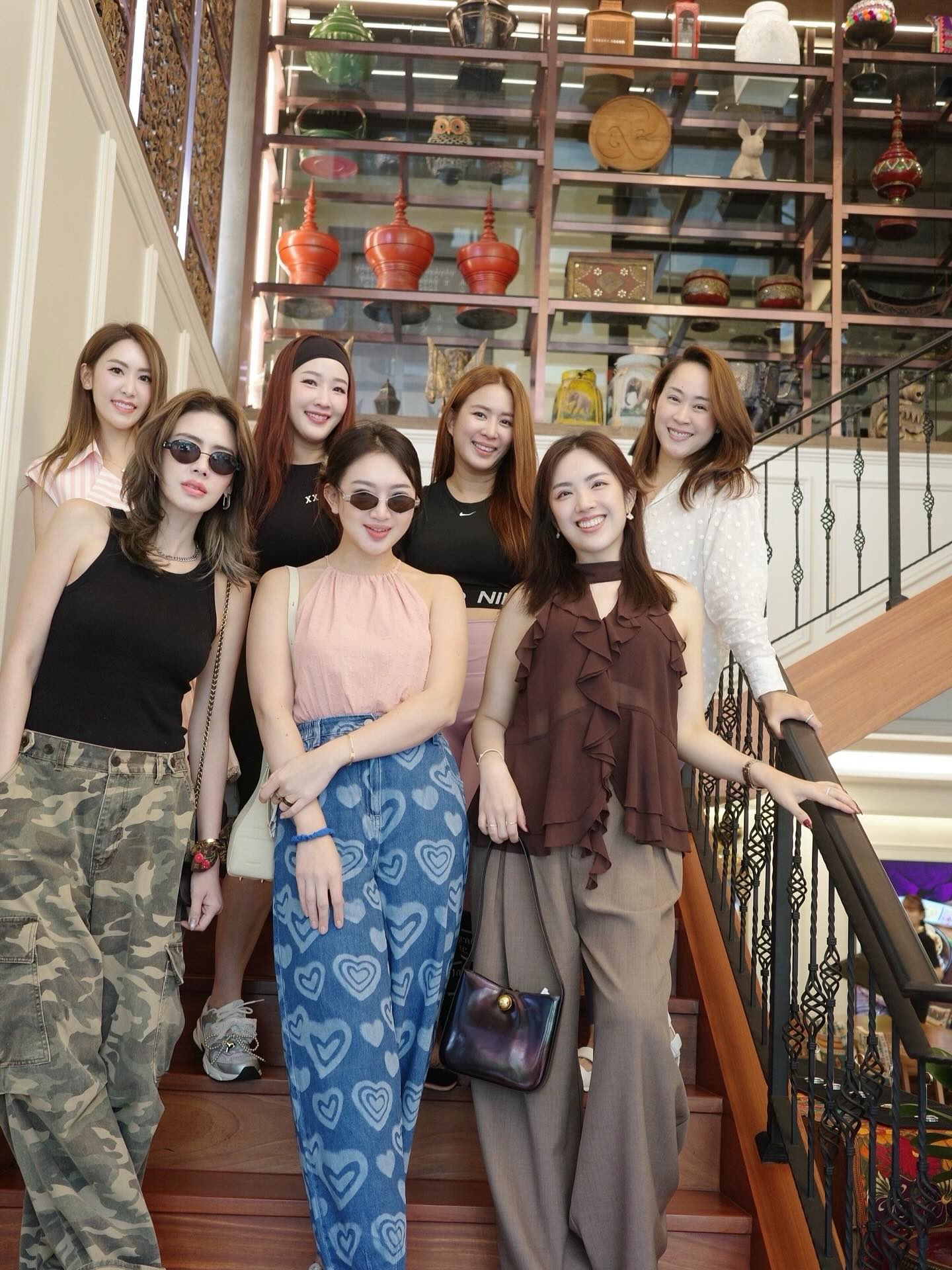 เอ๋ - พรทิพย์ สกิดใจ