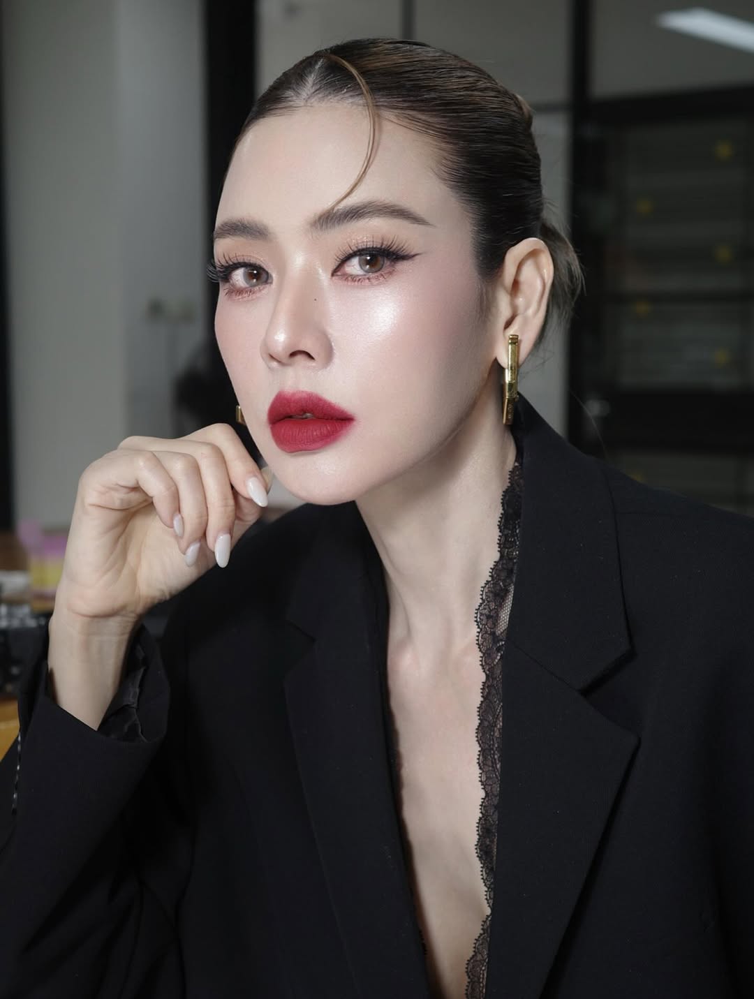 เอ๋ - พรทิพย์ สกิดใจ