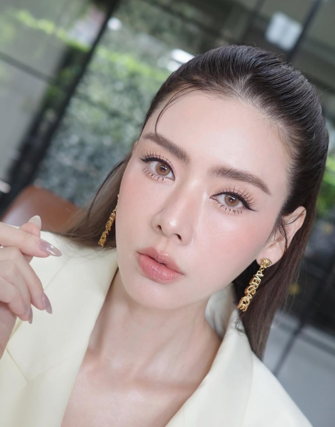 เอ๋ - พรทิพย์ สกิดใจ