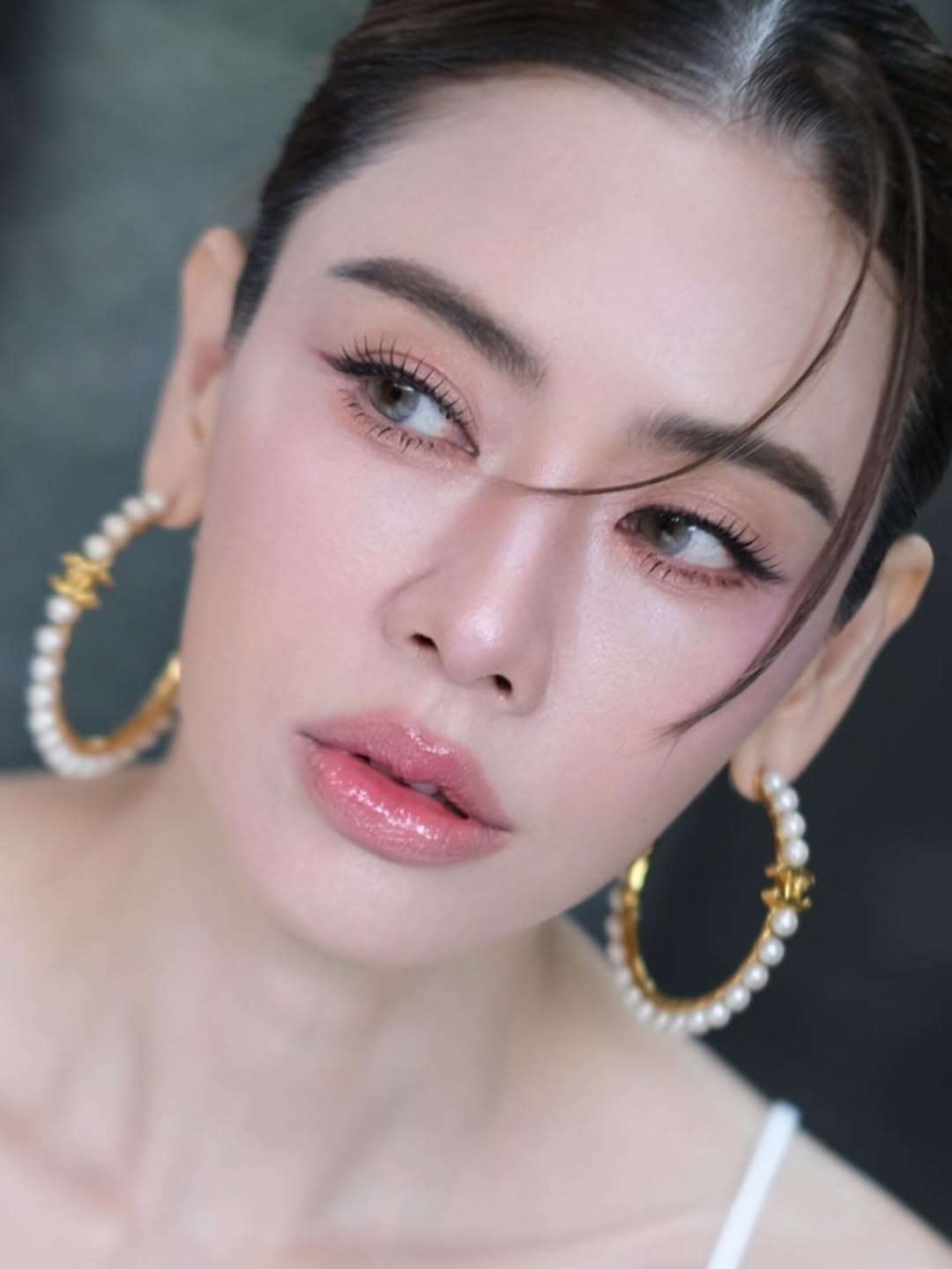 เอ๋ - พรทิพย์ สกิดใจ
