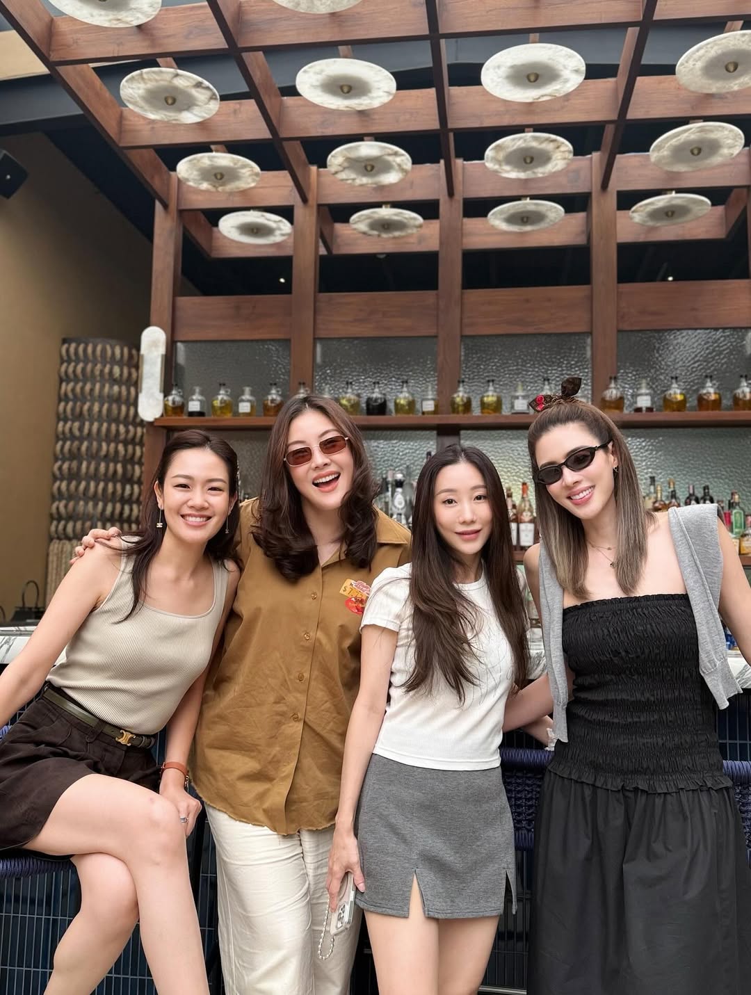 เอ๋ - พรทิพย์ สกิดใจ