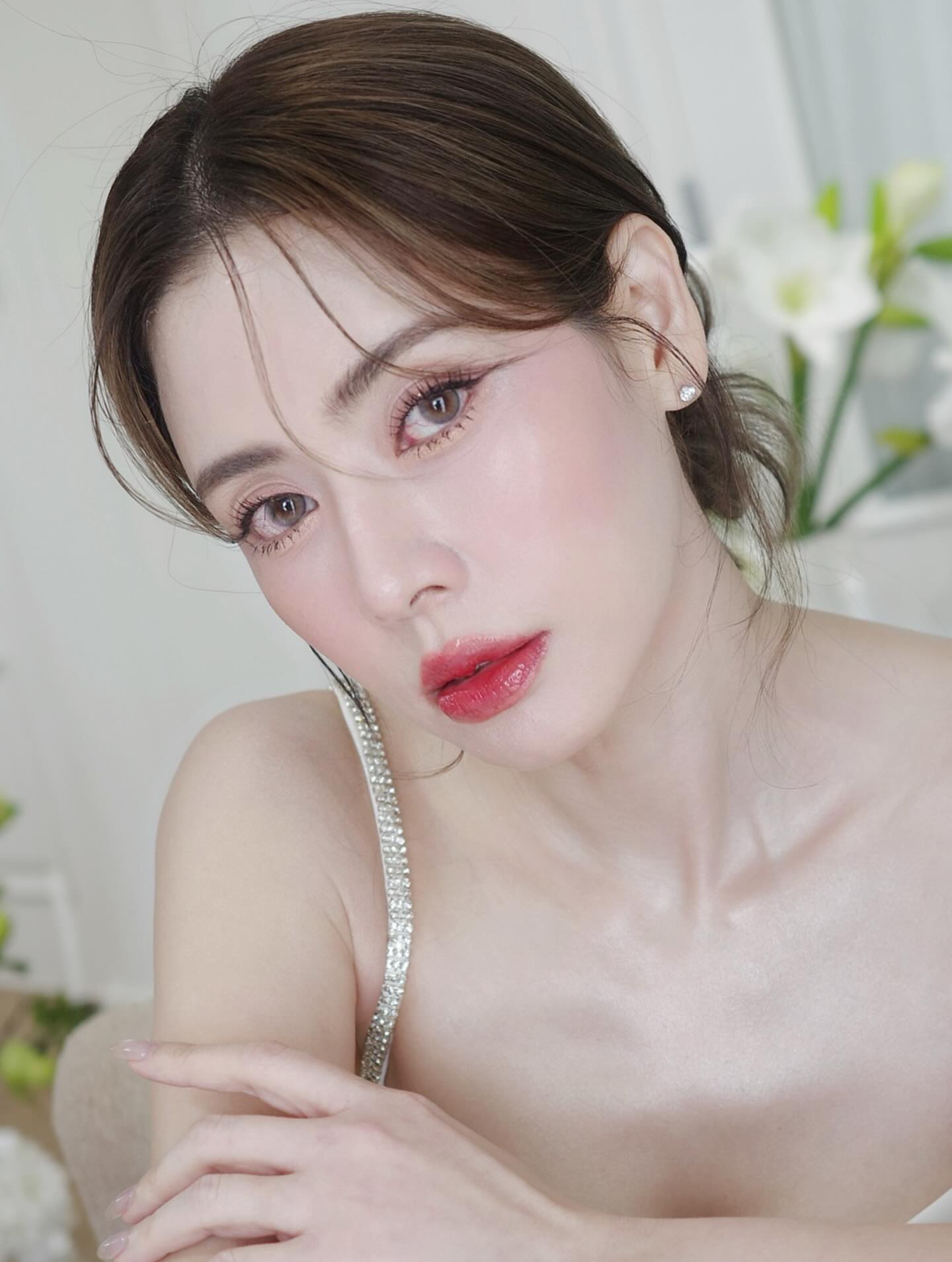 เอ๋ - พรทิพย์ สกิดใจ