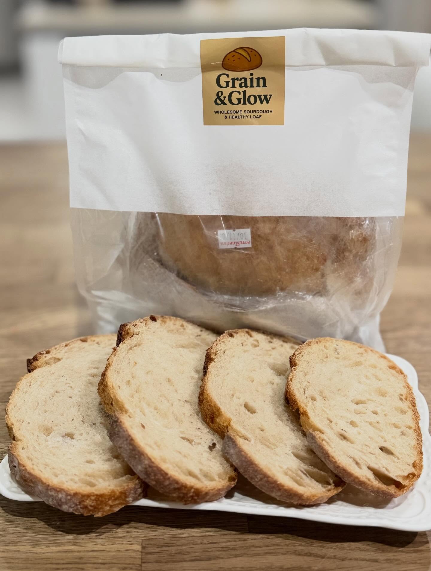 เอ๋ - พรทิพย์ สกิดใจ