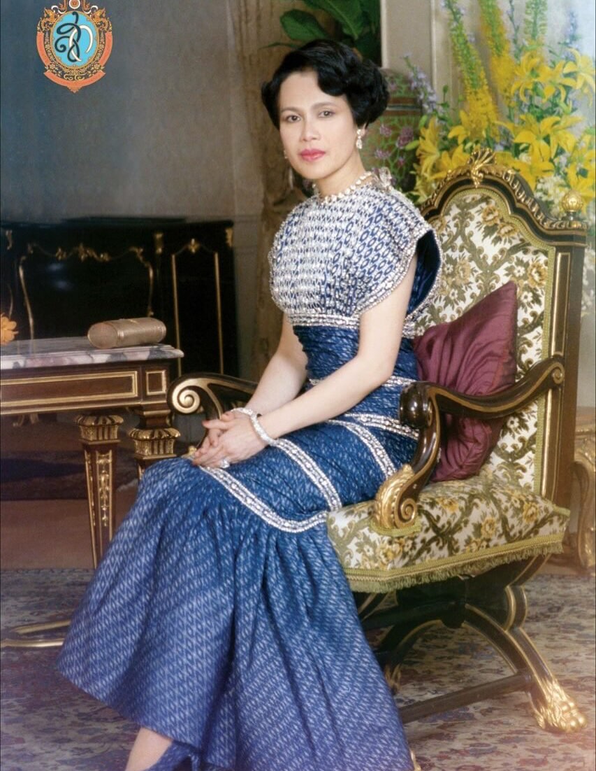 เอ๋ - พรทิพย์ สกิดใจ