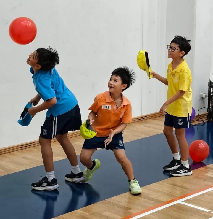 เอ๋ - พรทิพย์ สกิดใจ