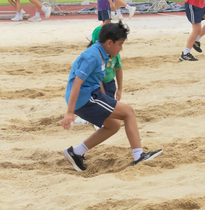 เอ๋ - พรทิพย์ สกิดใจ