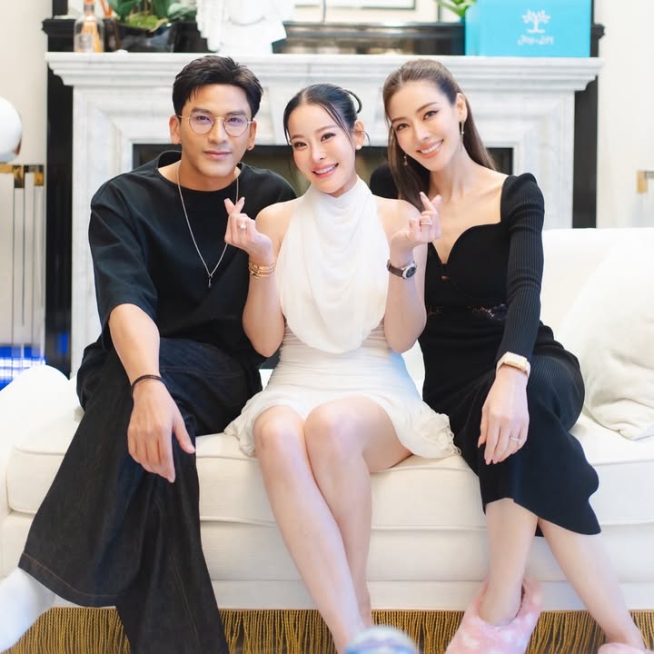 เอ๋ - พรทิพย์ สกิดใจ