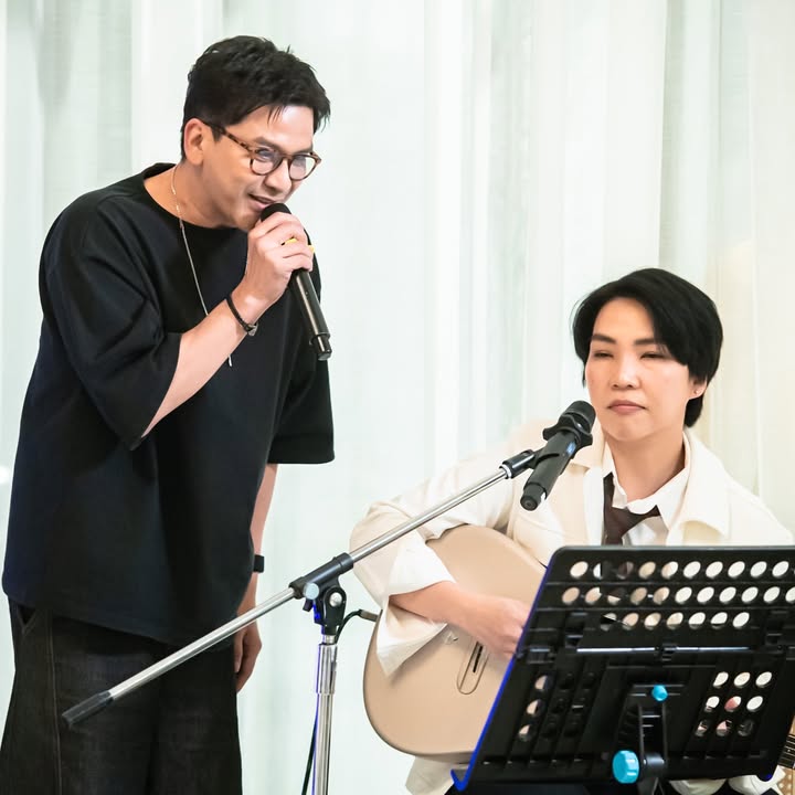 เอ๋ - พรทิพย์ สกิดใจ