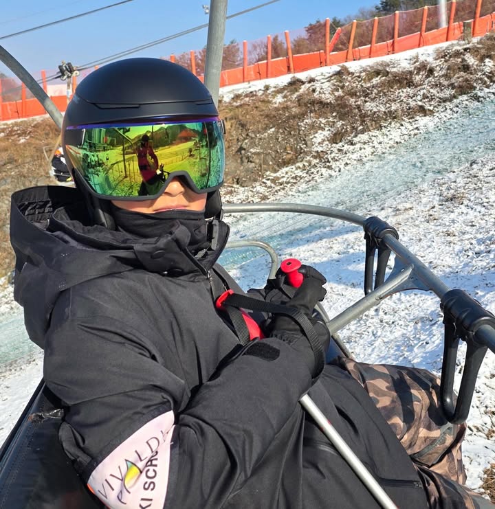 เอ๋ - พรทิพย์ สกิดใจ