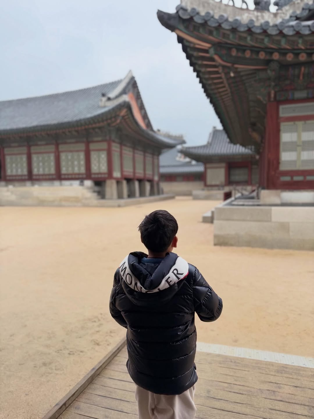 เอ๋ - พรทิพย์ สกิดใจ