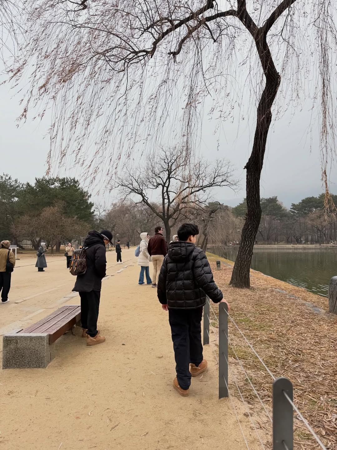 เอ๋ - พรทิพย์ สกิดใจ