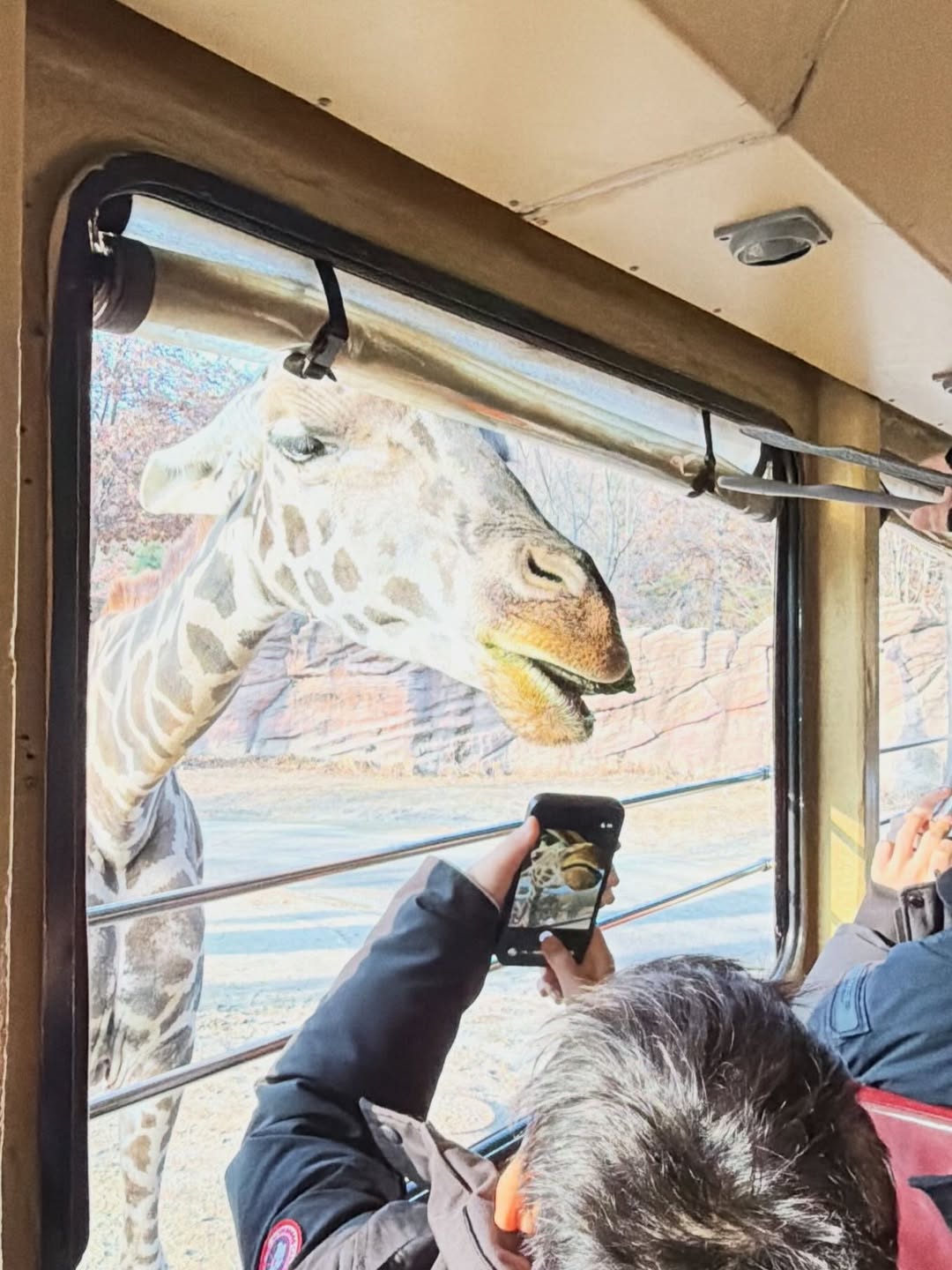 เอ๋ - พรทิพย์ สกิดใจ