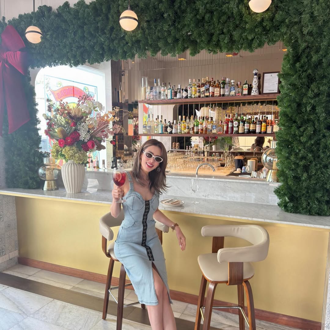 เอ๋ - พรทิพย์ สกิดใจ