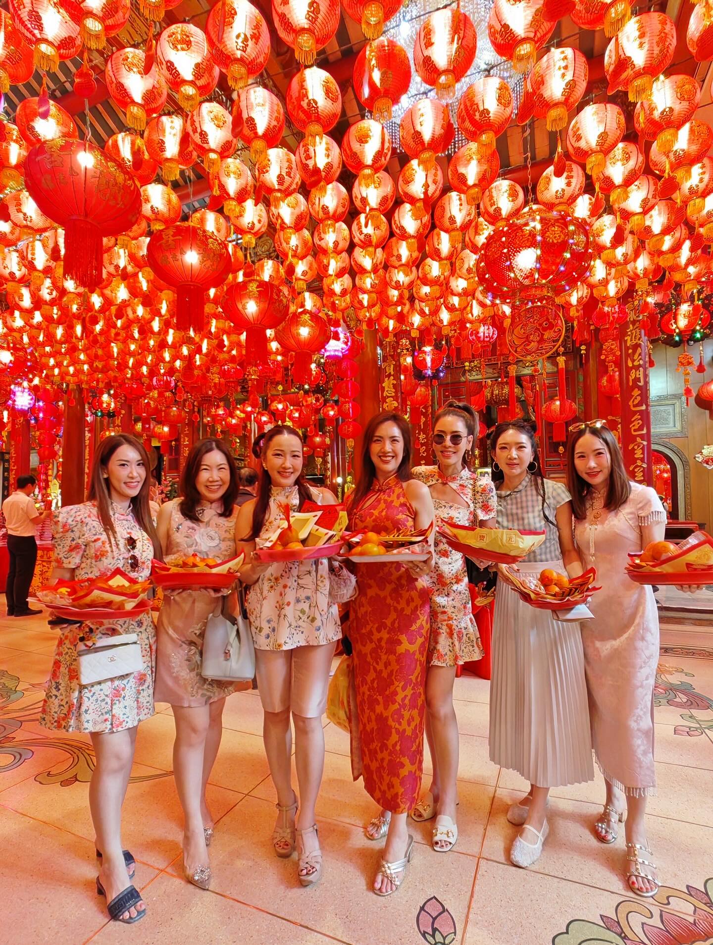 เอ๋ - พรทิพย์ สกิดใจ