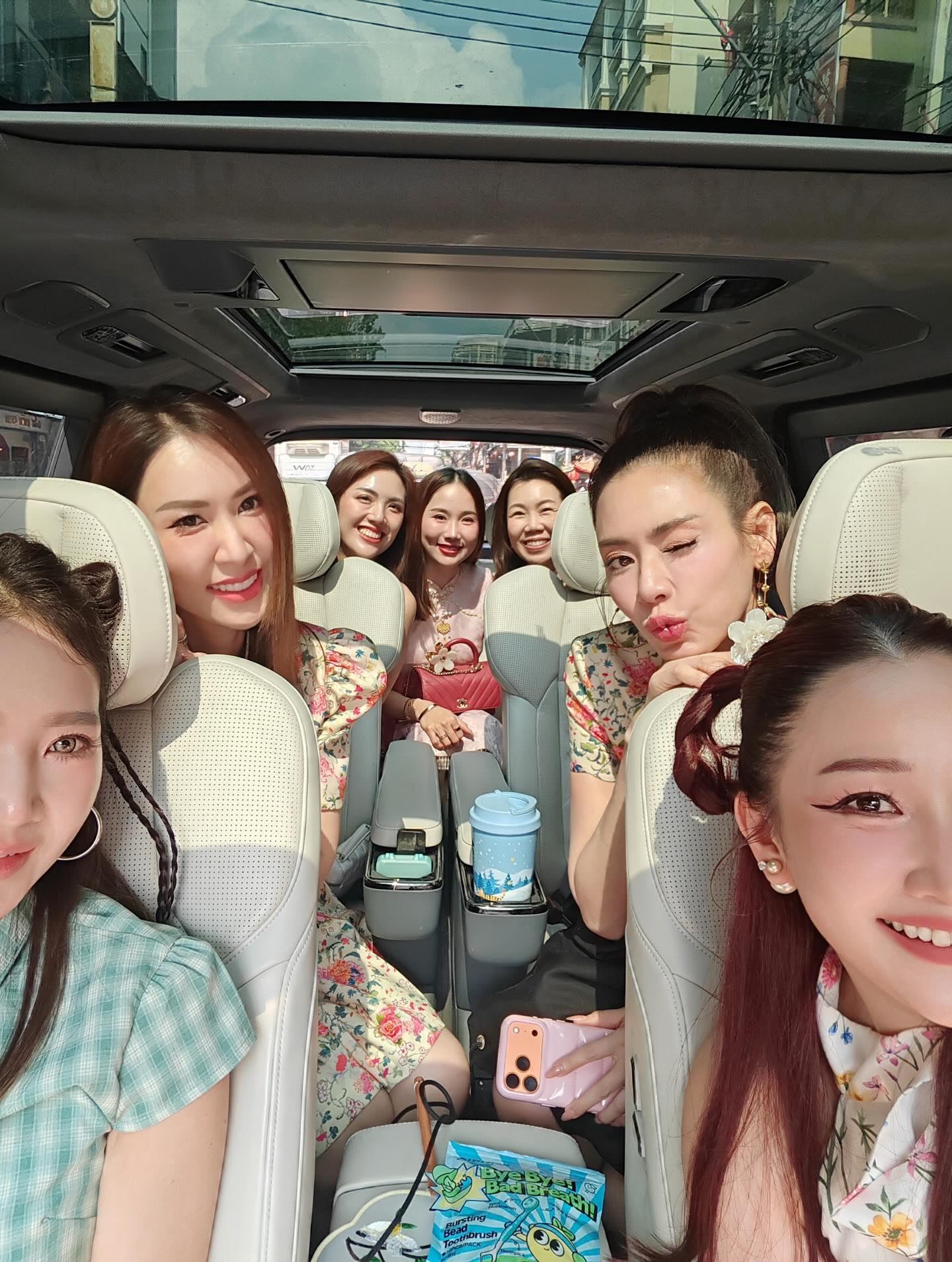 เอ๋ - พรทิพย์ สกิดใจ