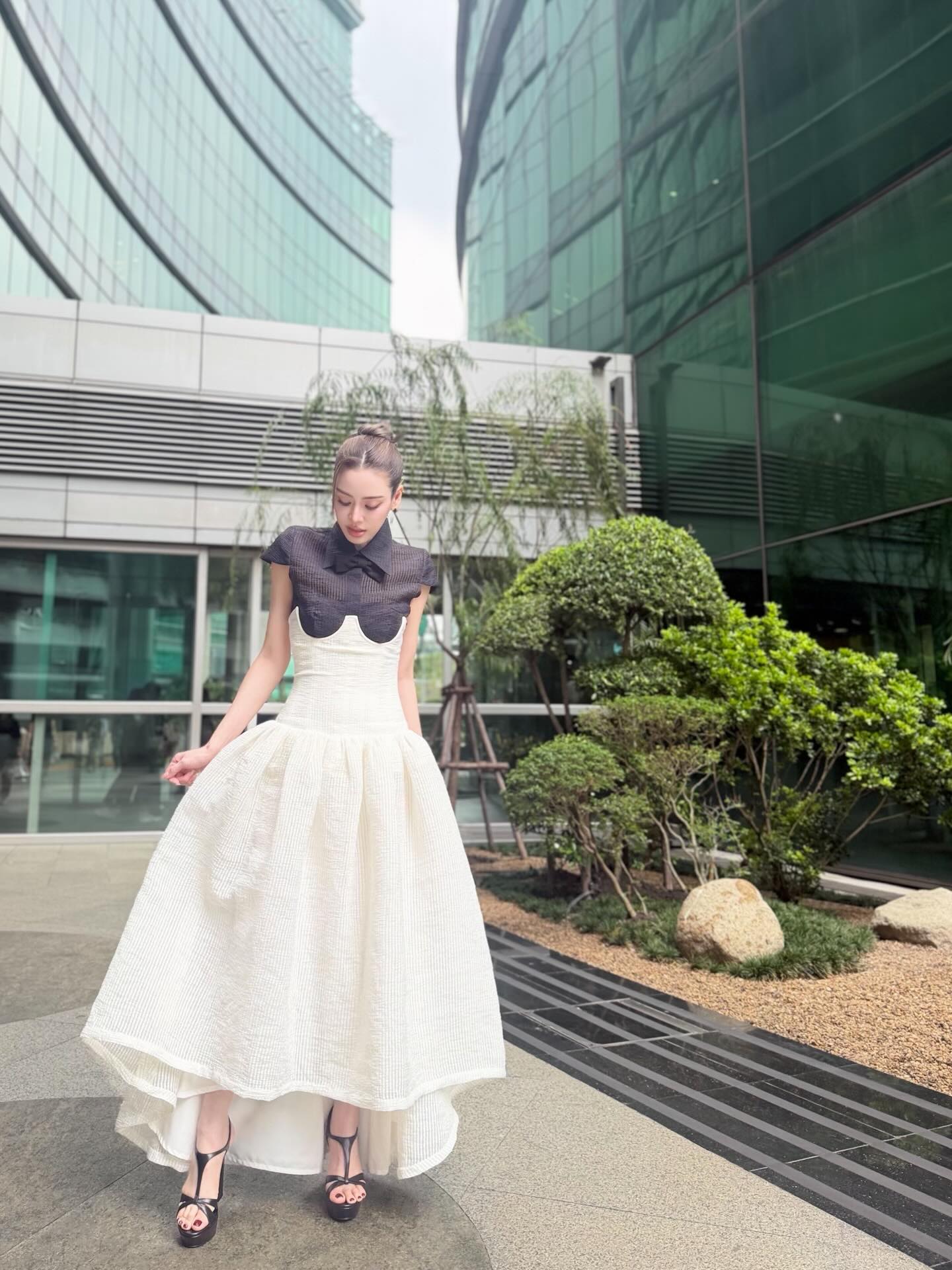 เอ๋ - พรทิพย์ สกิดใจ