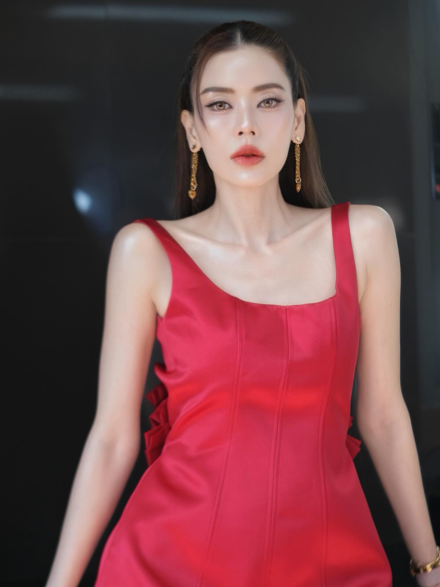 เอ๋ - พรทิพย์ สกิดใจ