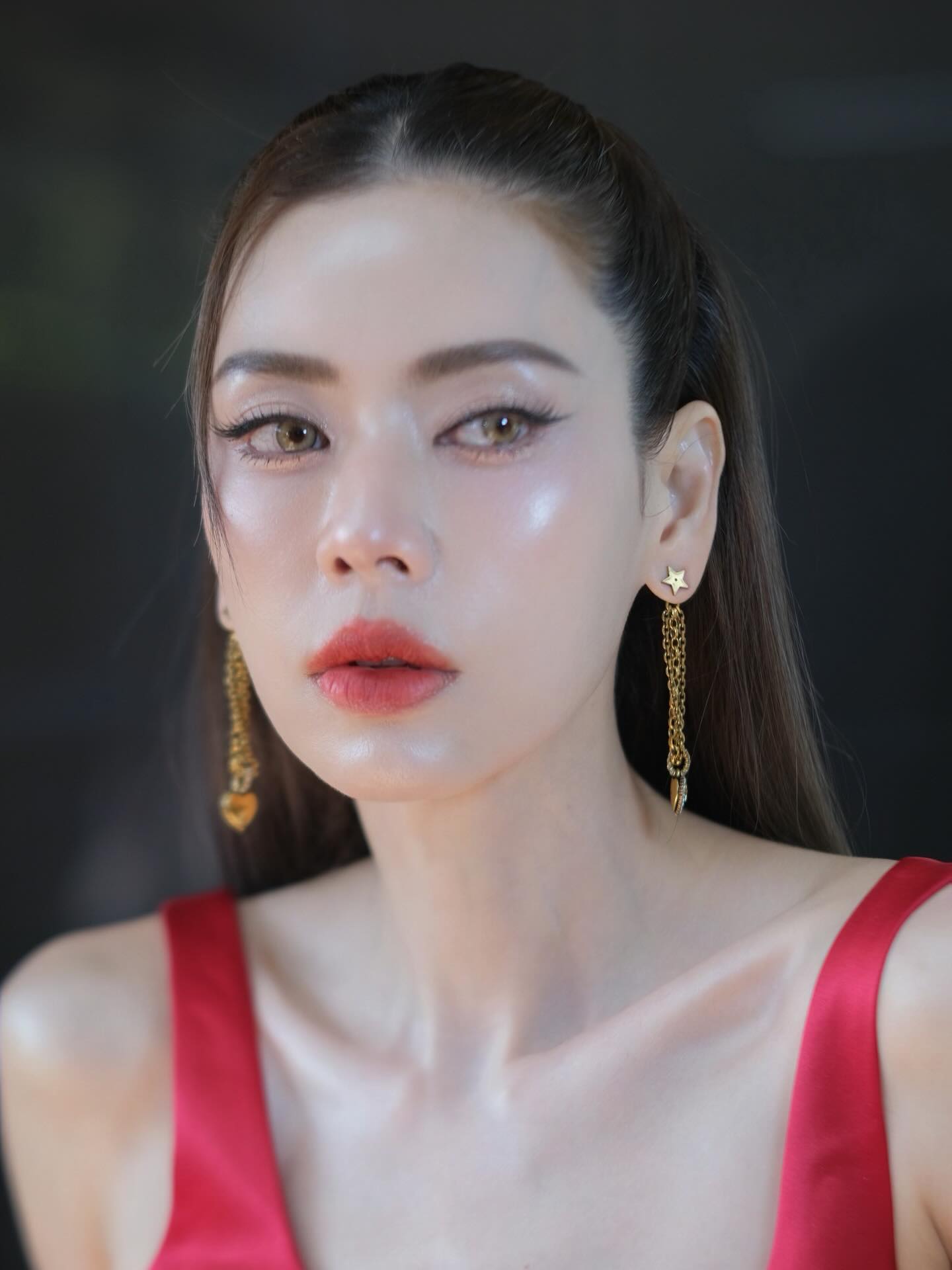 เอ๋ - พรทิพย์ สกิดใจ