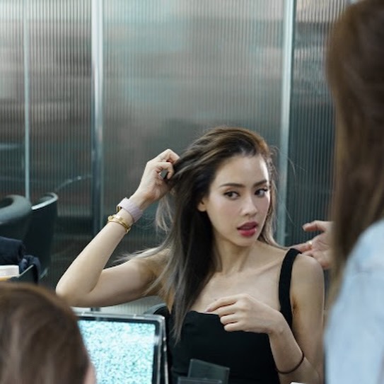 เอ๋ - พรทิพย์ สกิดใจ