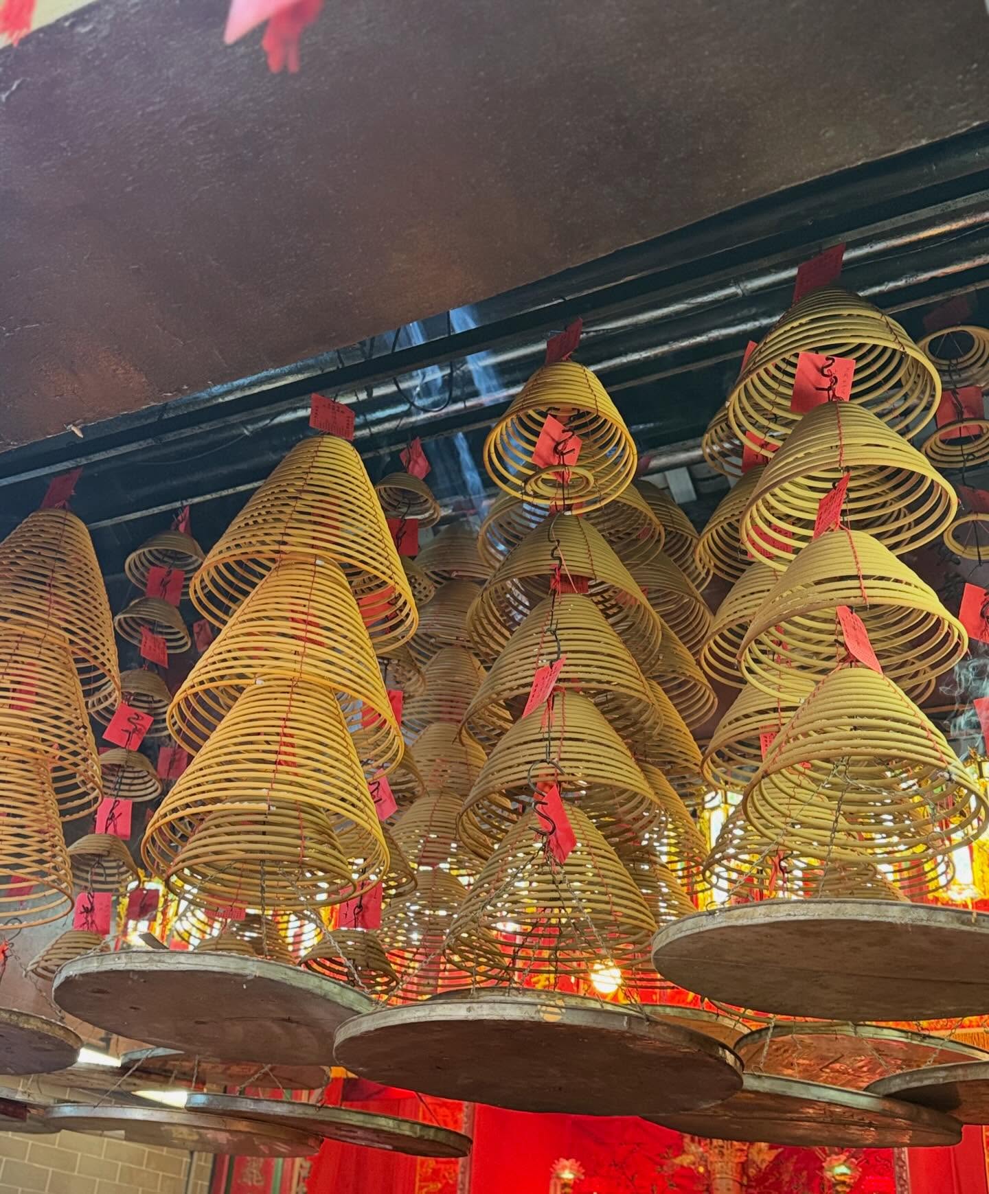 เอ๋ - พรทิพย์ สกิดใจ