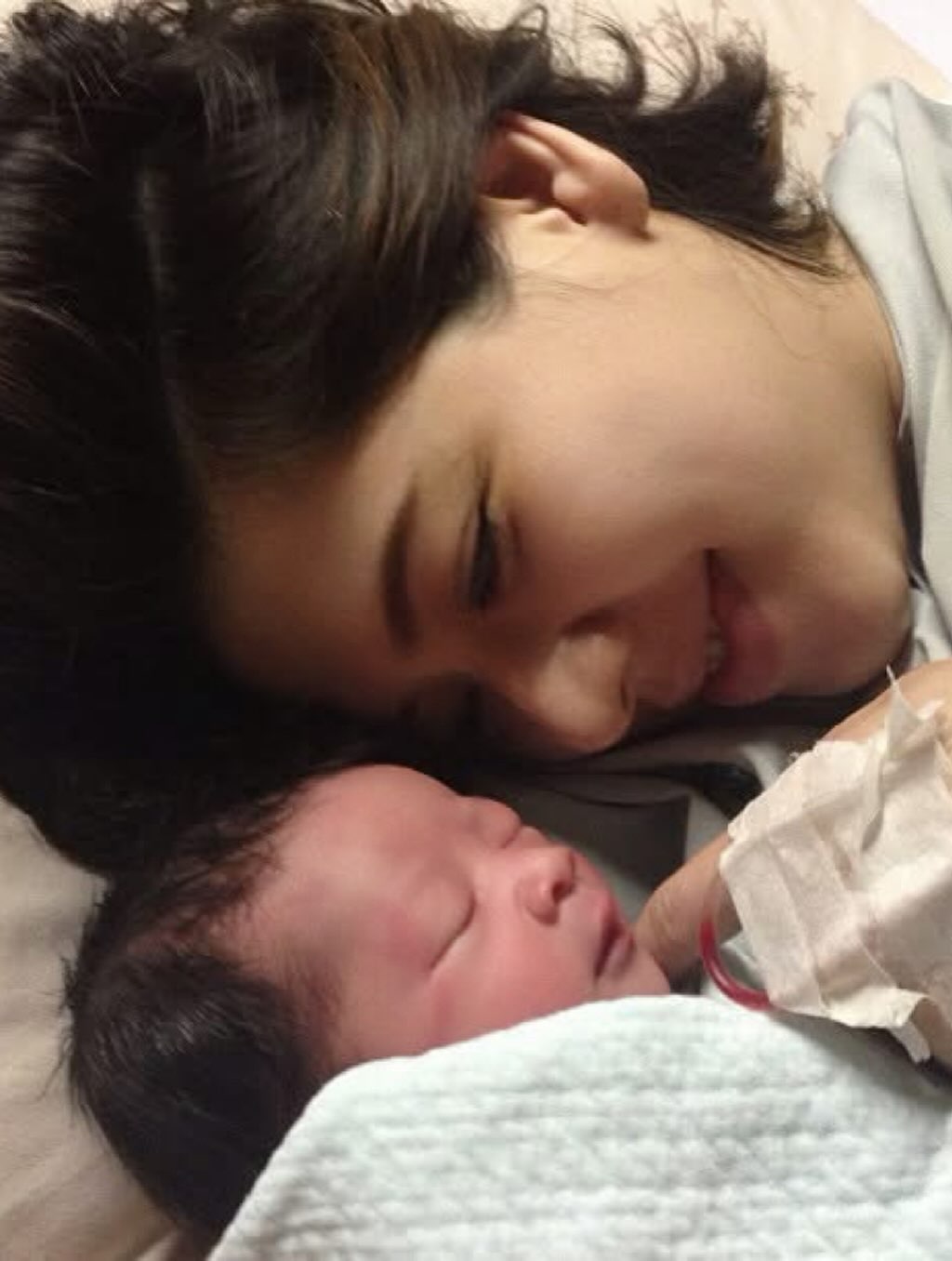 เอ๋ - พรทิพย์ สกิดใจ