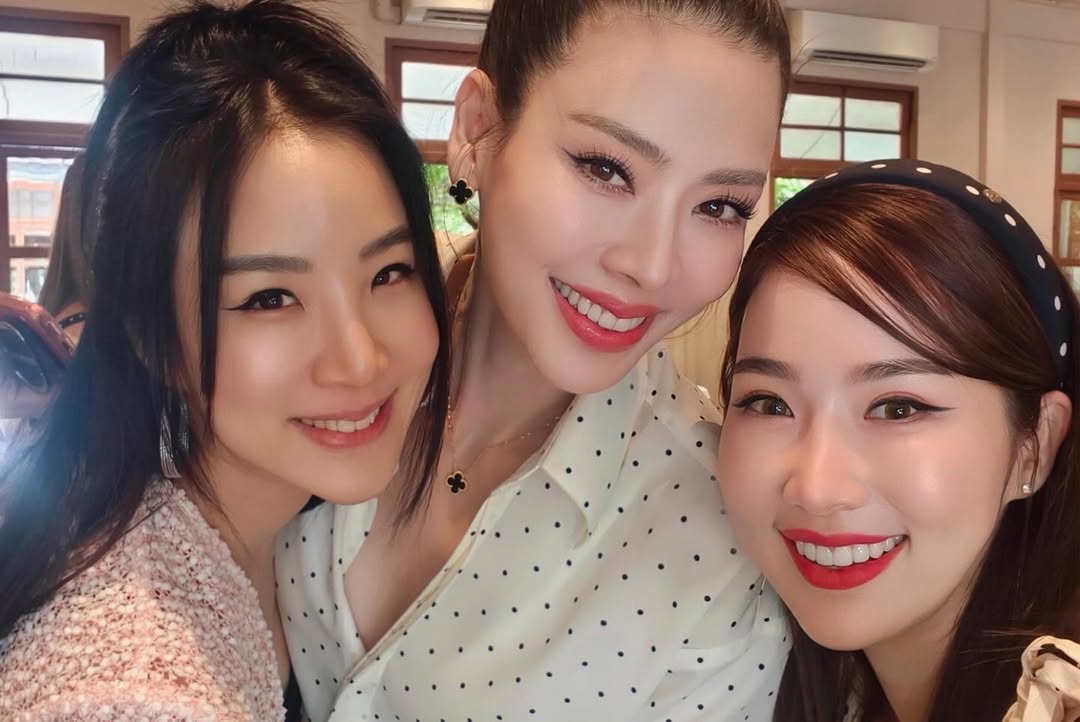 เอ๋ - พรทิพย์ สกิดใจ