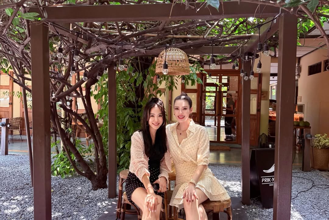 เอ๋ - พรทิพย์ สกิดใจ