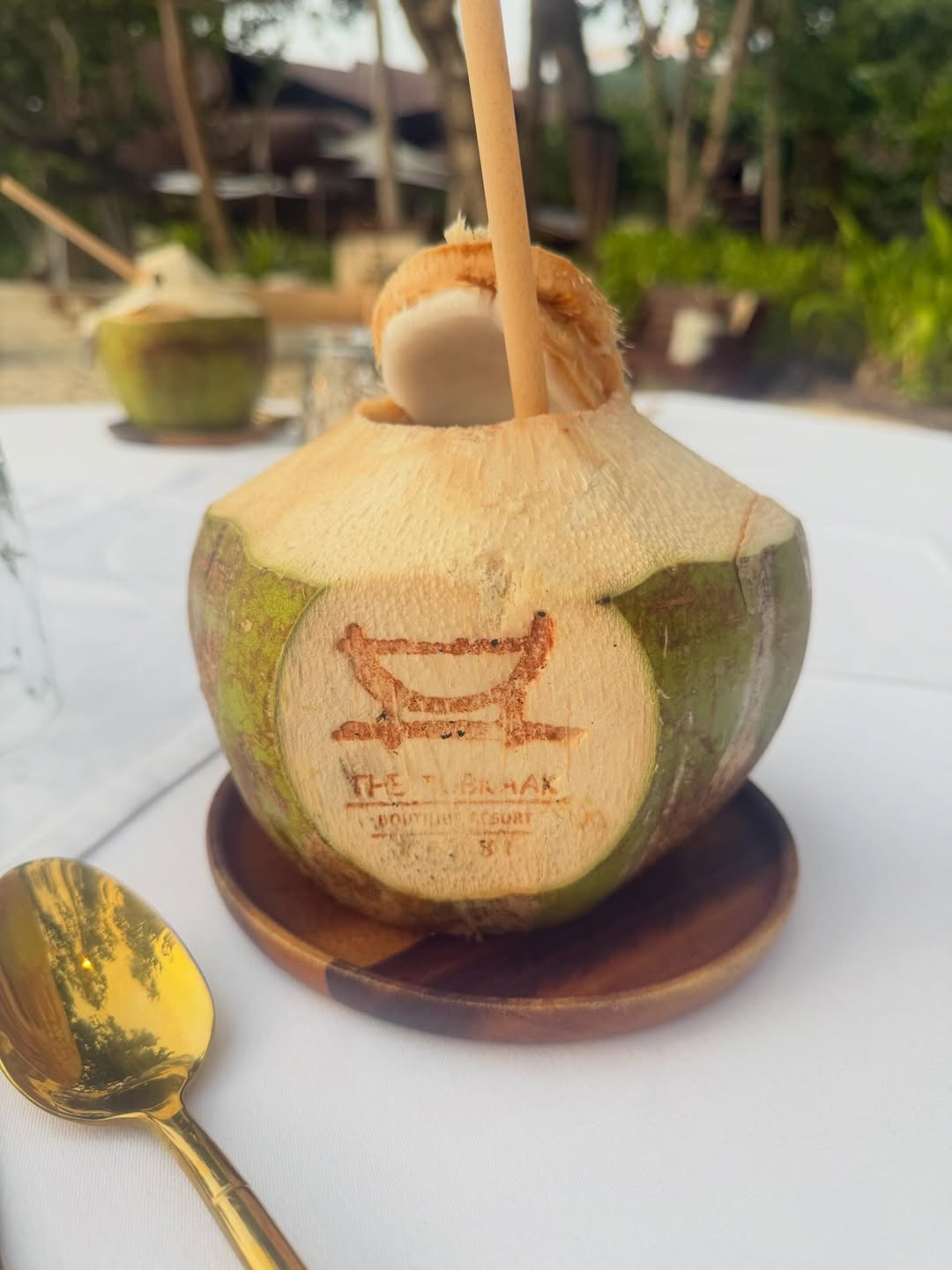 เอ๋ - พรทิพย์ สกิดใจ