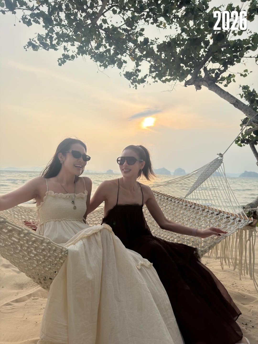 เอ๋ - พรทิพย์ สกิดใจ