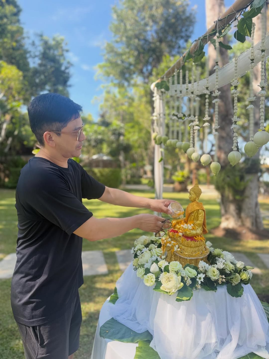 เอ๋ - พรทิพย์ สกิดใจ