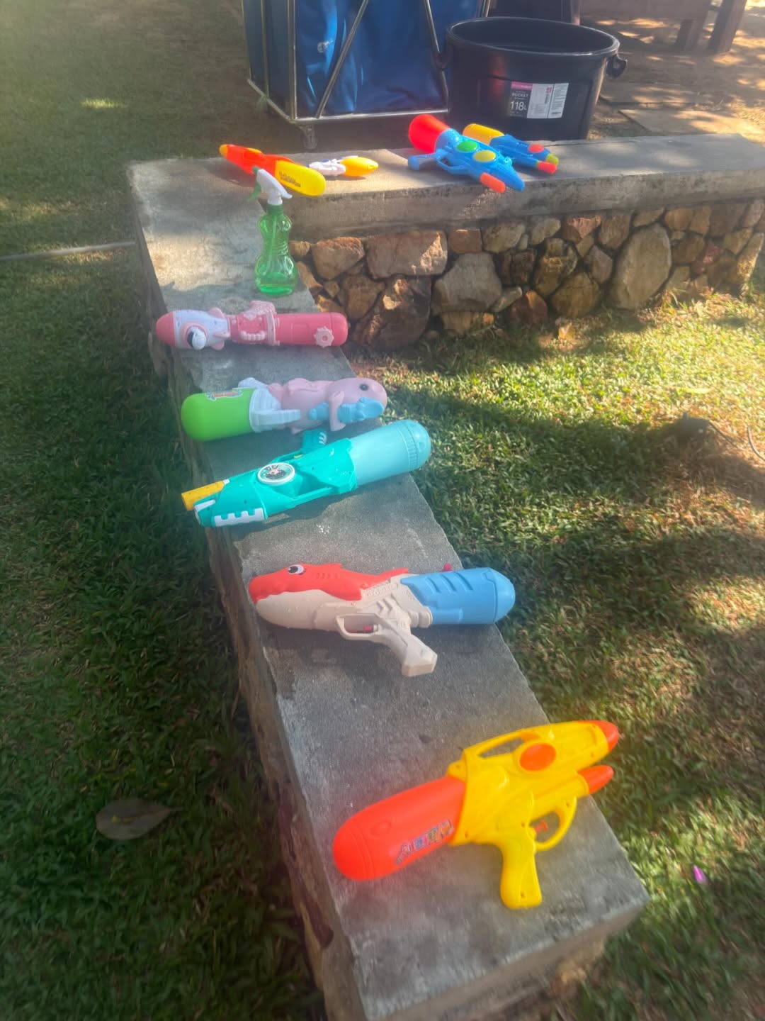 เอ๋ - พรทิพย์ สกิดใจ