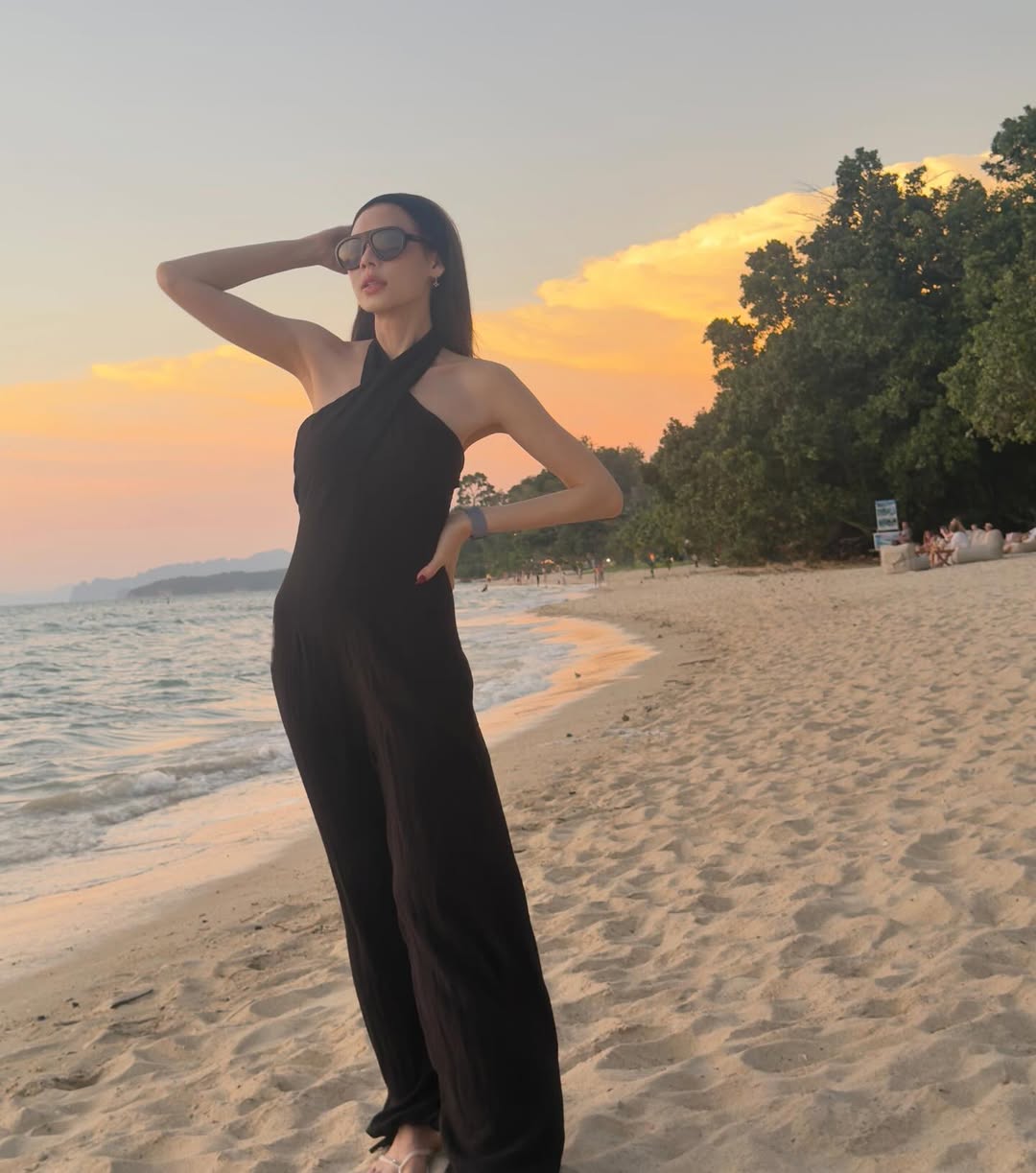 เอ๋ - พรทิพย์ สกิดใจ