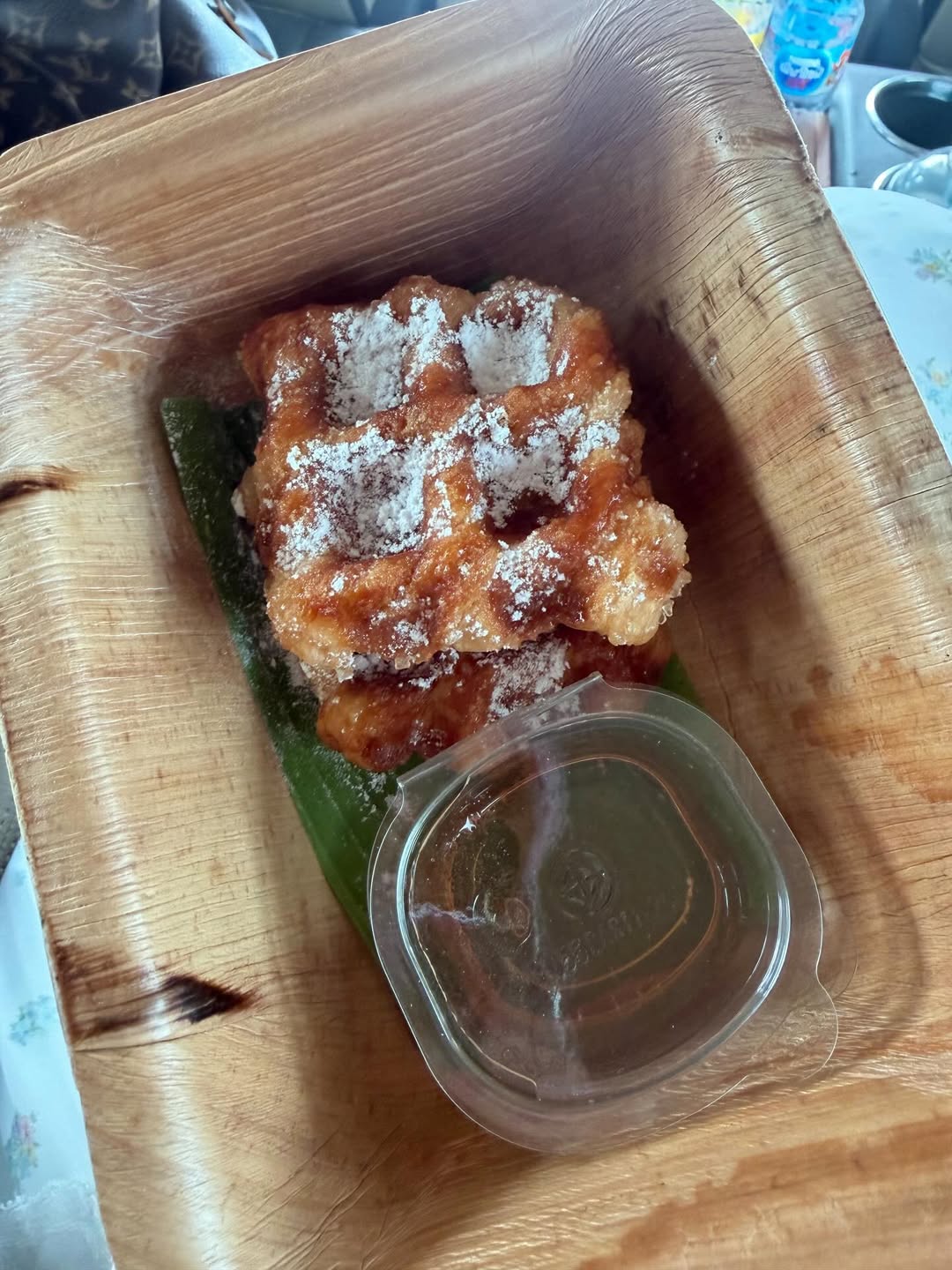 เอ๋ - พรทิพย์ สกิดใจ