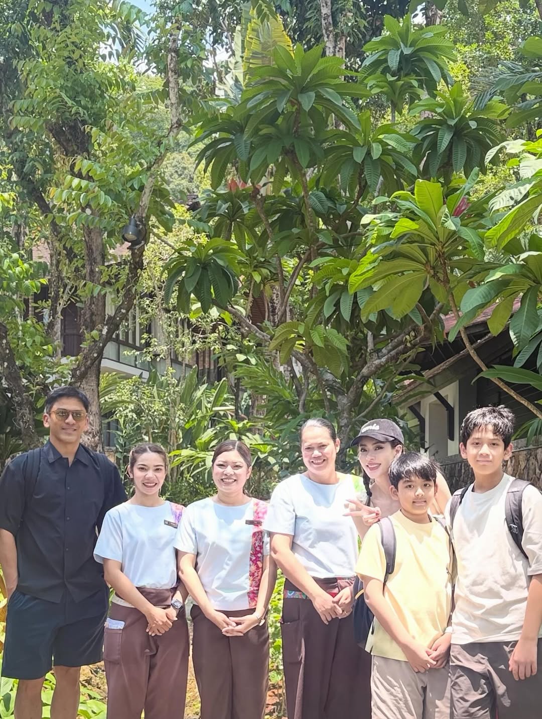 เอ๋ - พรทิพย์ สกิดใจ