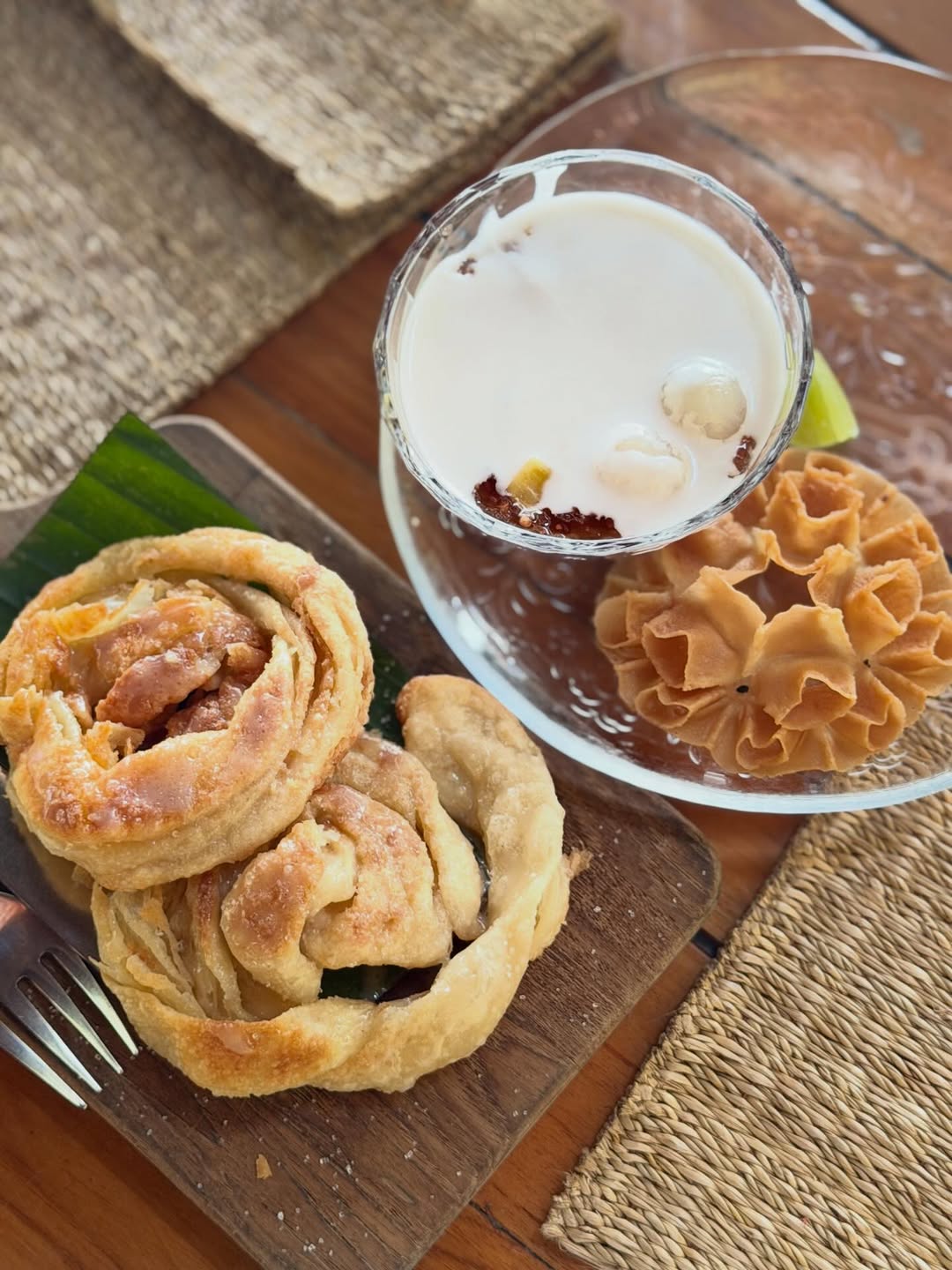 เอ๋ - พรทิพย์ สกิดใจ