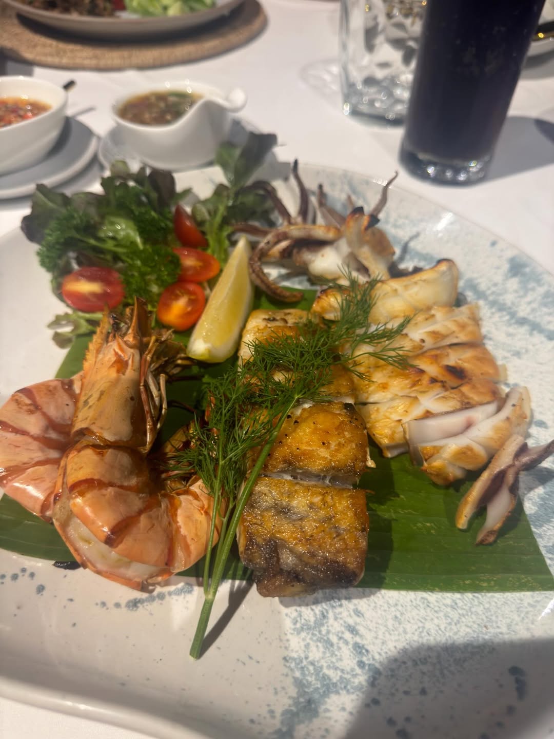 เอ๋ - พรทิพย์ สกิดใจ