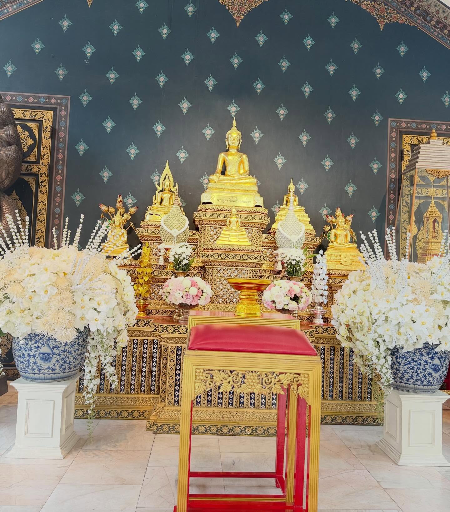 เอ๋ - พรทิพย์ สกิดใจ