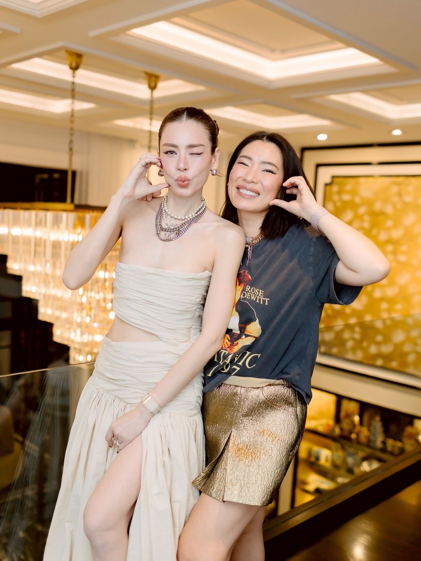เอ๋ - พรทิพย์ สกิดใจ