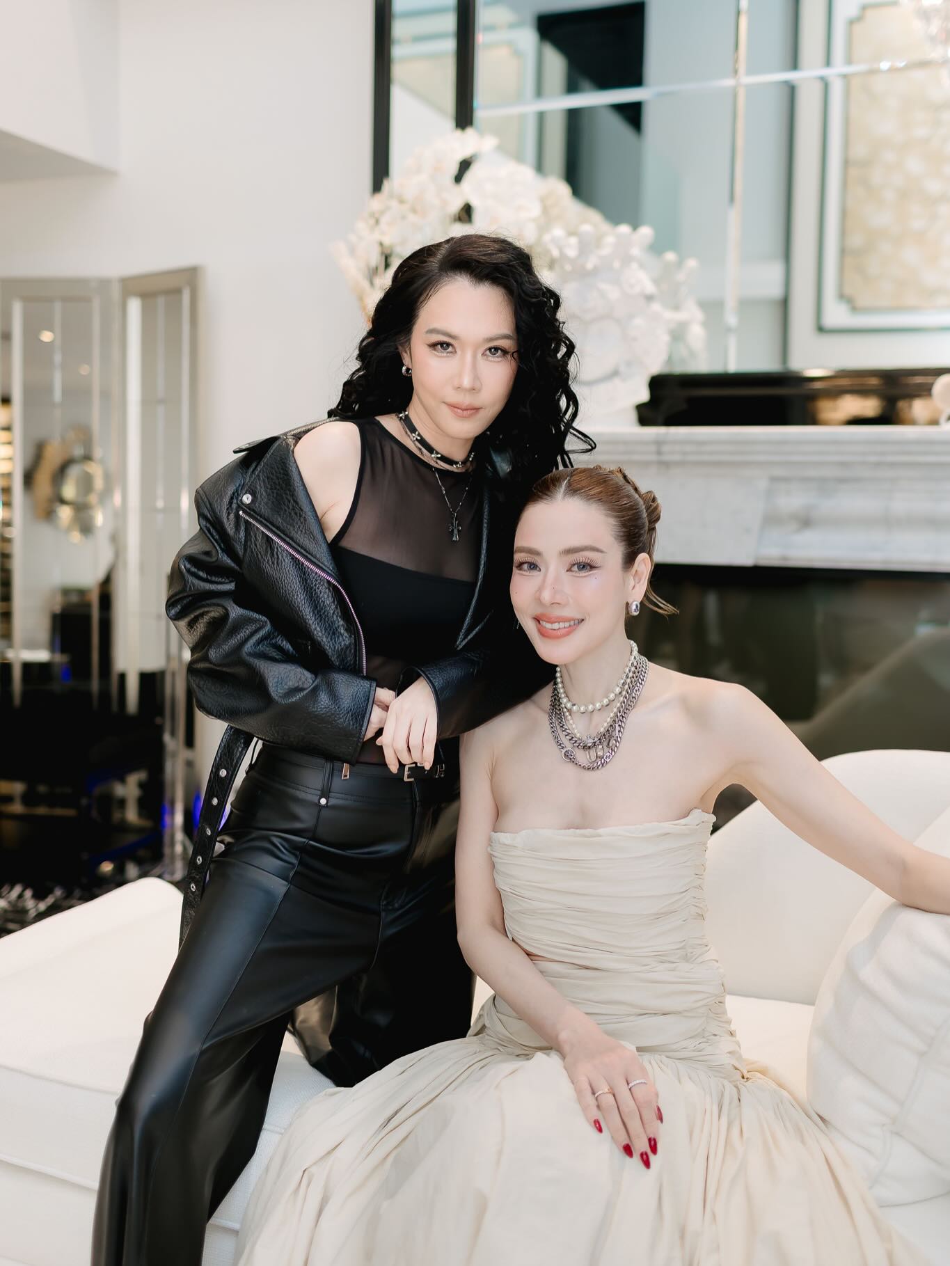 เอ๋ - พรทิพย์ สกิดใจ