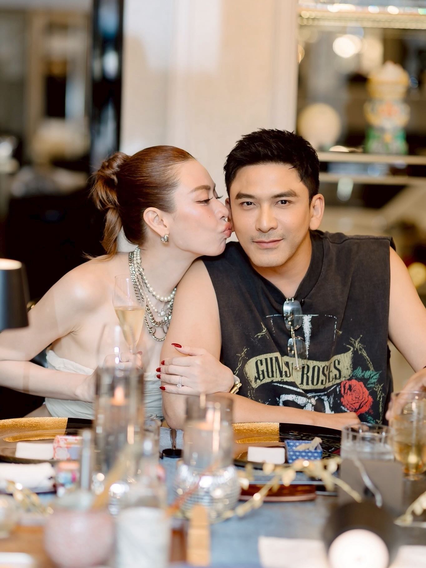 เอ๋ - พรทิพย์ สกิดใจ