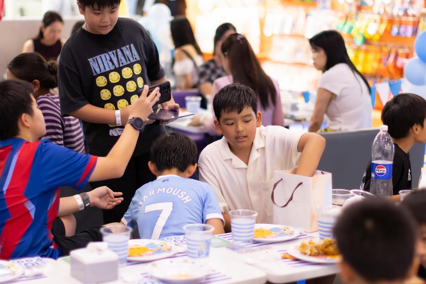 เอ๋ - พรทิพย์ สกิดใจ