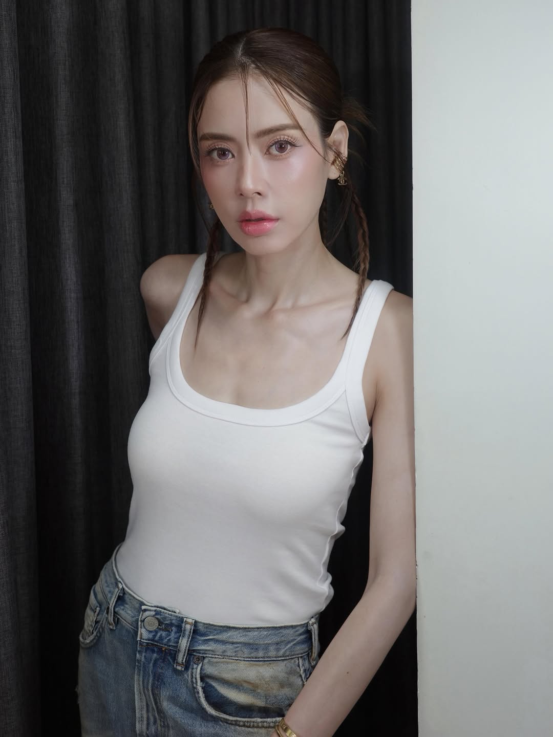 เอ๋ - พรทิพย์ สกิดใจ