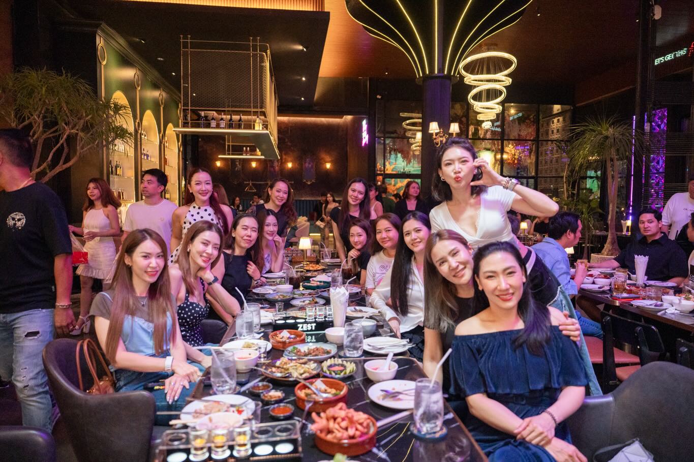 เอ๋ - พรทิพย์ สกิดใจ
