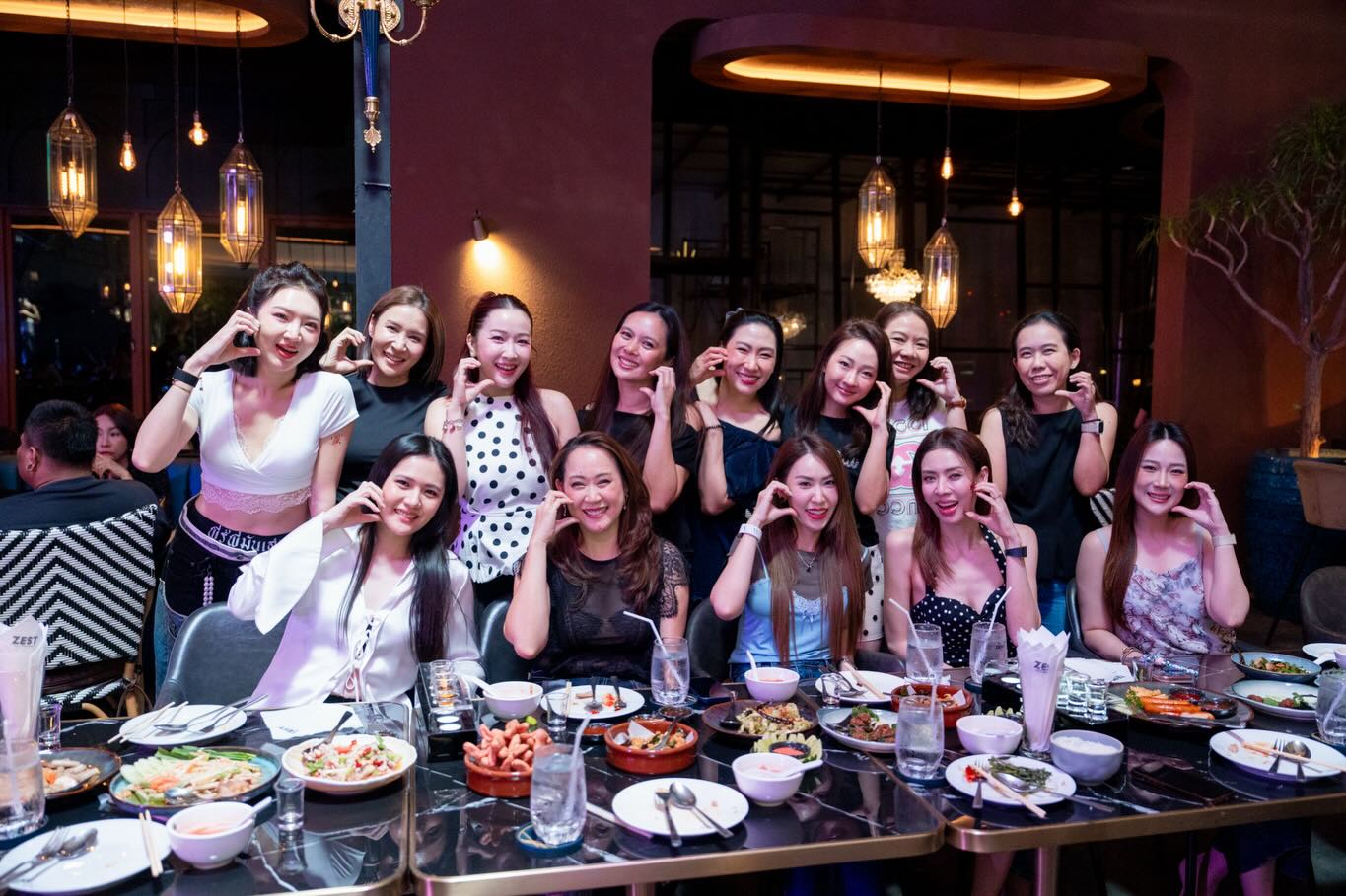 เอ๋ - พรทิพย์ สกิดใจ